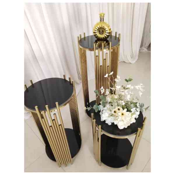 Set de 3 tables d'appoint effet marbre ronde à cadre en métal robuste avec 2 niveaux de rangement