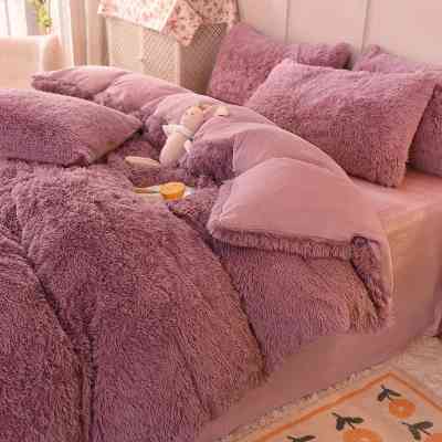 Ensemble de literie en velours de vison doux confortable, couverture en fausse fourrure animale 01 Couette - 01 drap - 04 tai... Ensemble de literie en velours de vison doux confortable, couverture en fausse fourrure animale 01 Couette - 01 drap - 04 tai...