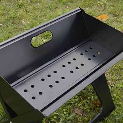 Barbecue portable pliable au charbon de bois pour l'extérieur EJXDS000273 Electroménager & Entretien 16 500 FCFA Barbecue portable pliable au charbon de bois pour l'extérieur EJXDS000273 Electroménager & Entretien 16 500 FCFA